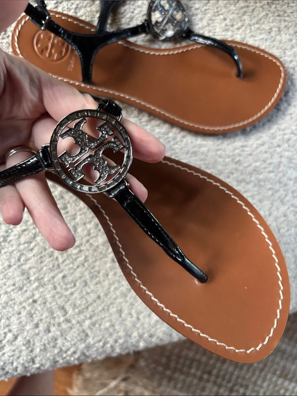 Tory Burch Black Patent Miller Thong Sandals with Brown Leather Footbed